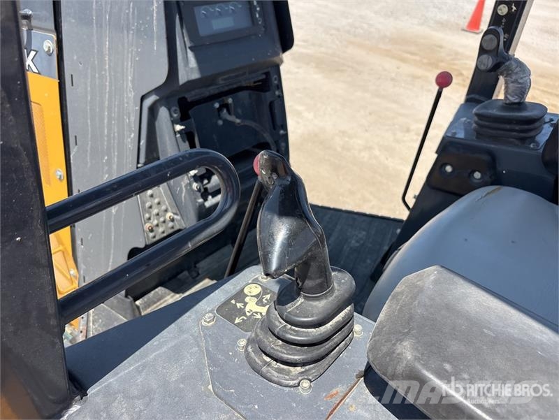 John Deere 550K Crawler Dozer Buldooserid