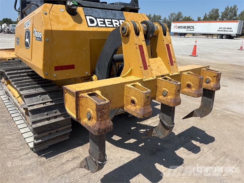 John Deere 550K Crawler Dozer Buldooserid