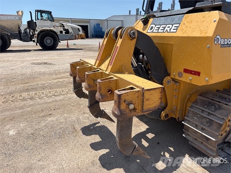 John Deere 550K Crawler Dozer Buldooserid
