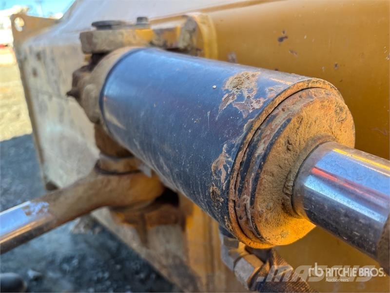 John Deere 550K Crawler Dozer Гусеничні бульдозери