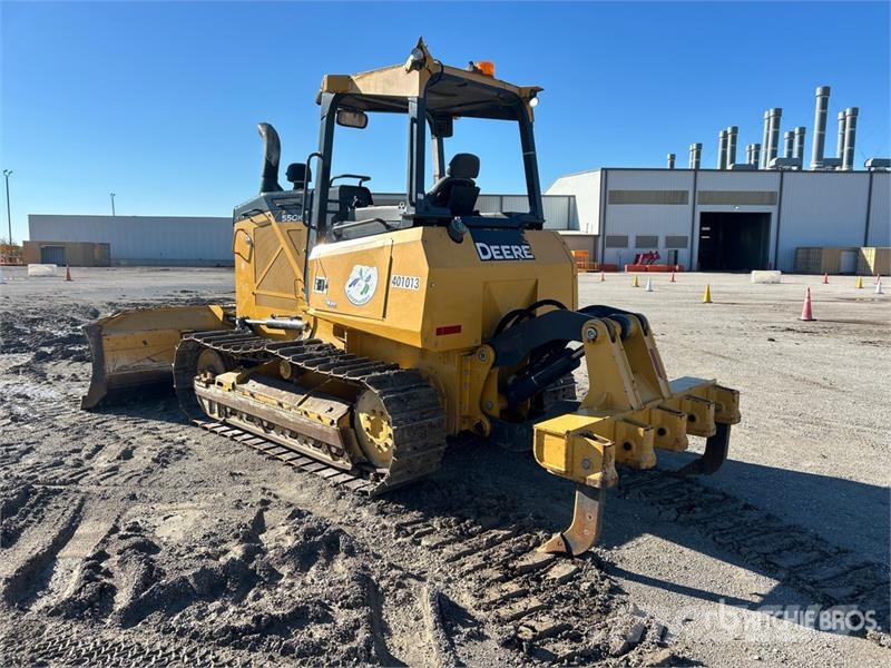 John Deere 550K Crawler Dozer Pásové dozéry