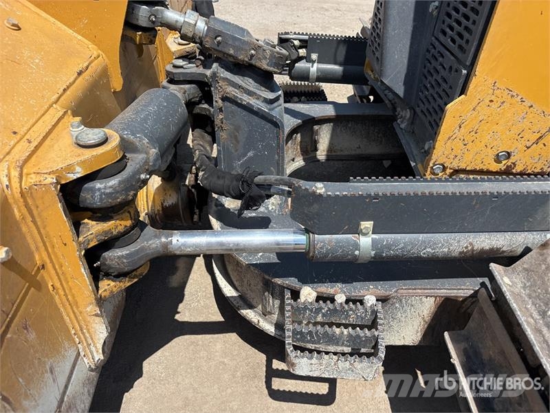 John Deere 550K Crawler Dozer Buldooserid