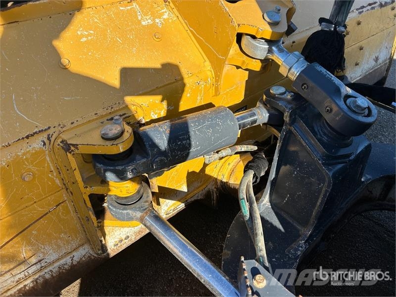 John Deere 550K Crawler Dozer Pásové dozéry