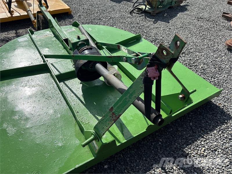John Deere 6 ft 3-Point Hitch Rotary Cutter 茎秆切割机