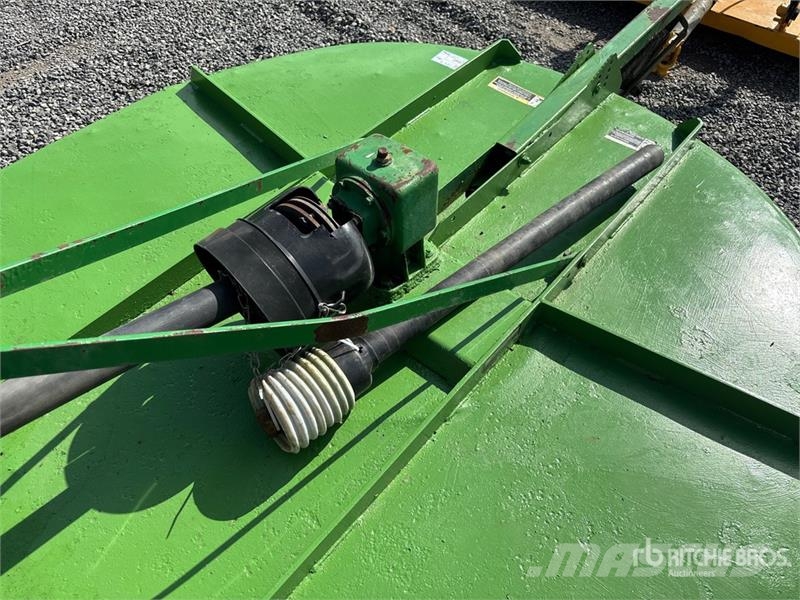 John Deere 6 ft 3-Point Hitch Rotary Cutter 茎秆切割机