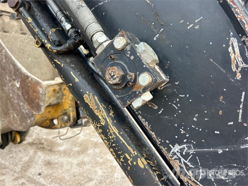 John Deere 60G Miniescavatori