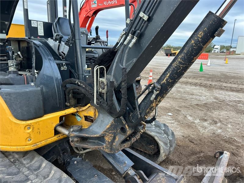 John Deere 60G Miniescavatori