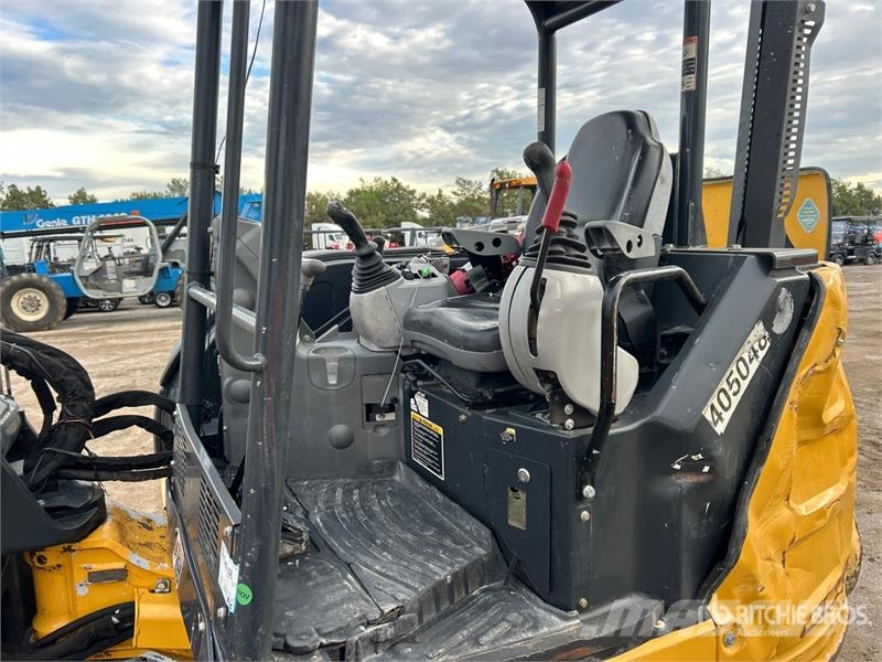 John Deere 60G Miniescavatori