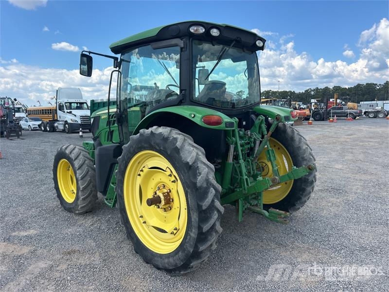 John Deere 6125R 4WD Tractor 拖拉机/农用车