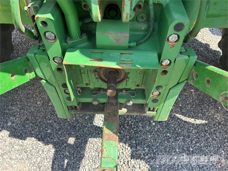 John Deere 6125R 4WD Tractor 拖拉机/农用车
