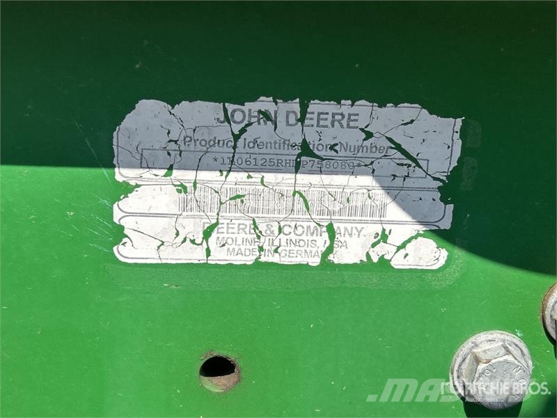 John Deere 6125R 4WD Tractor 拖拉机/农用车