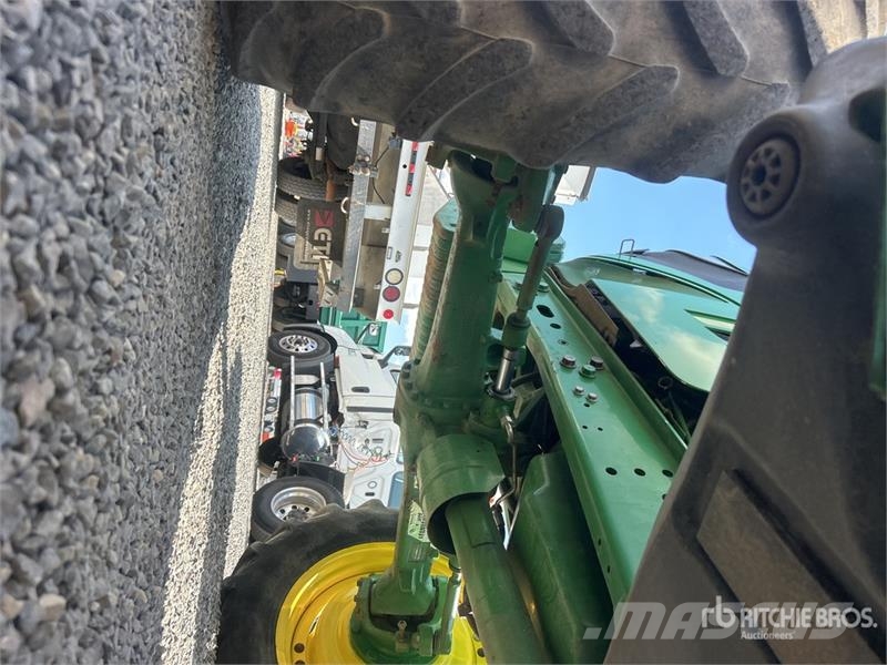 John Deere 6125R 4WD Tractor 拖拉机/农用车
