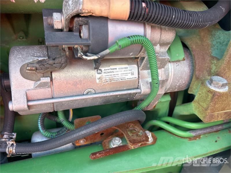 John Deere 6125R 4WD Tractor 拖拉机/农用车
