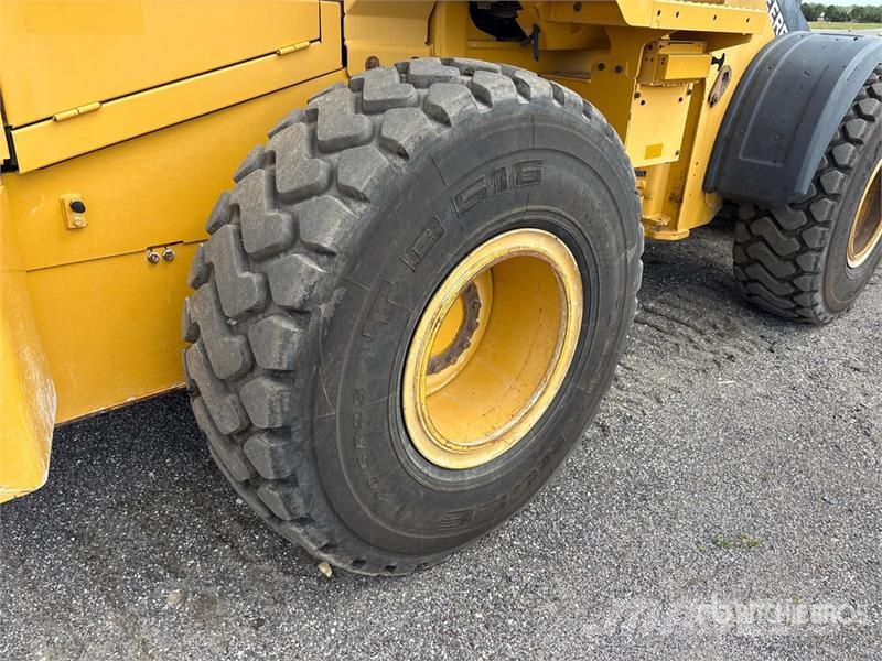 John Deere 624 P-Tier Φορτωτές με λάστιχα (Τροχοφόροι)