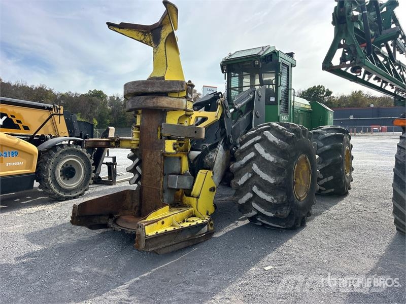 John Deere 643K 伐木机