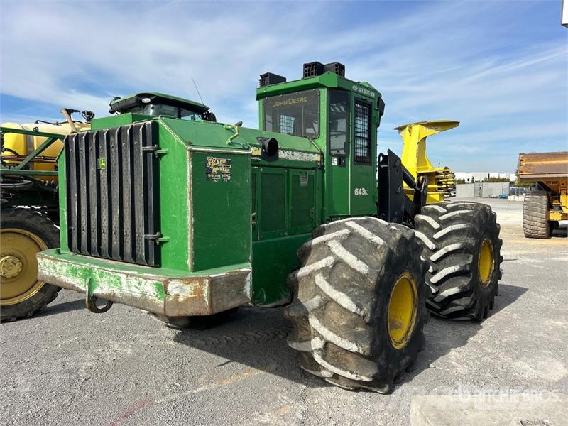 John Deere 643K 伐木机