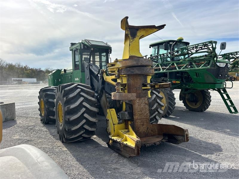 John Deere 643K 伐木机