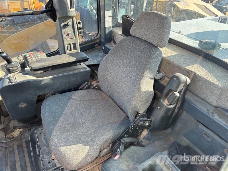 John Deere 644 K Wheel Loader Iekrāvēji uz riteņiem