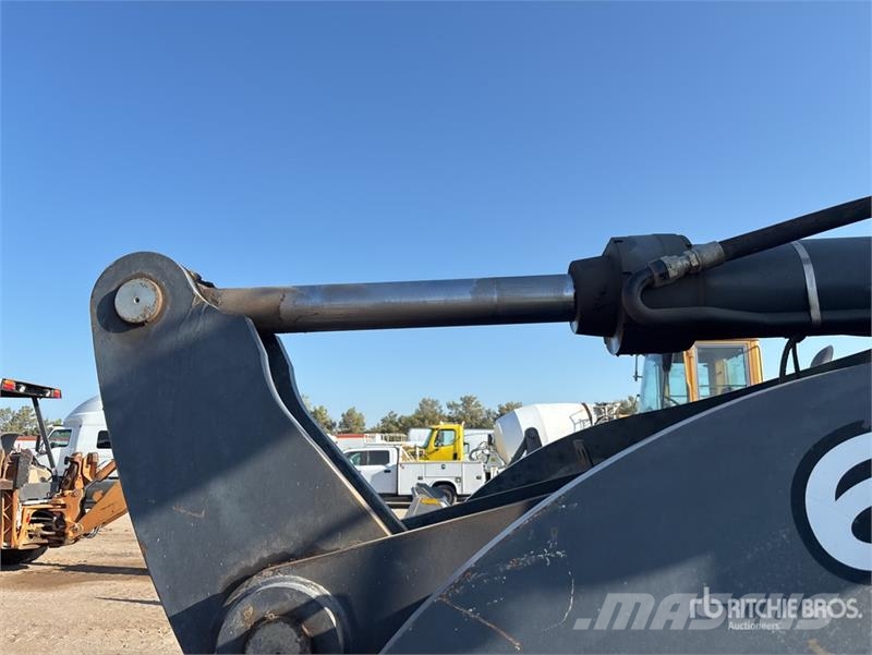 John Deere 644 K Wheel Loader Iekrāvēji uz riteņiem