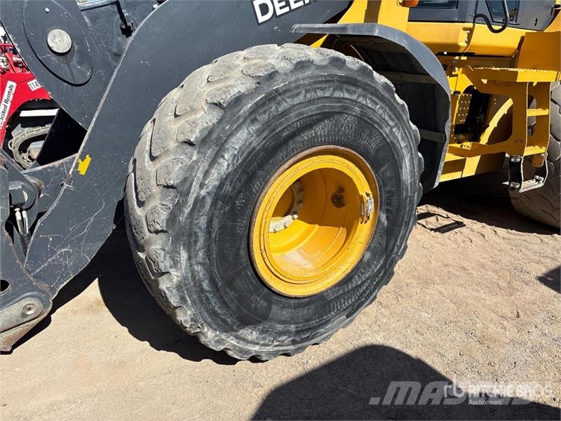 John Deere 644 P-Tier Kolesni nakladalci
