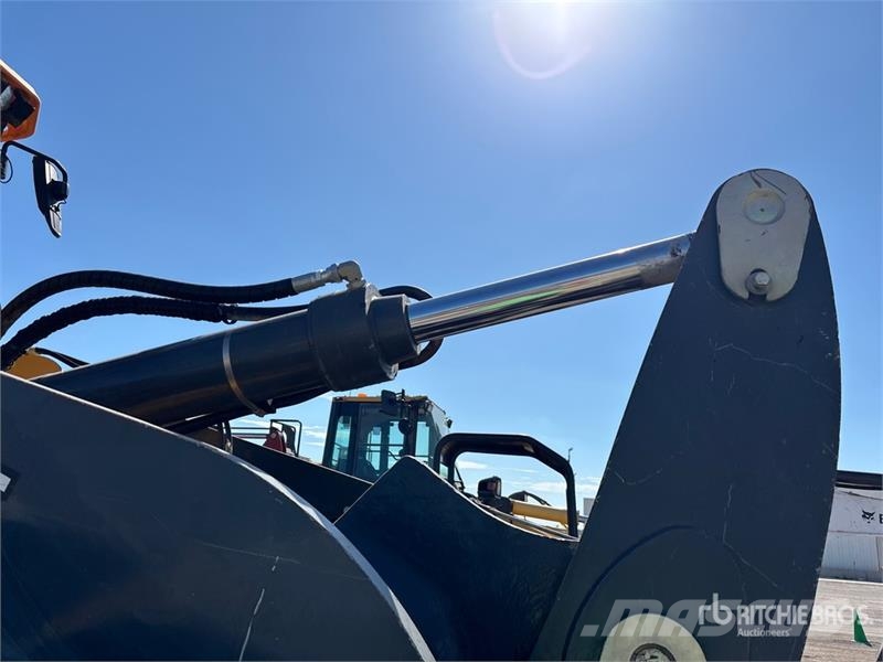 John Deere 644 P-Tier Kolesni nakladalci