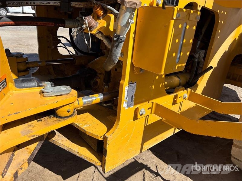 John Deere 644 P-Tier Kolesni nakladalci