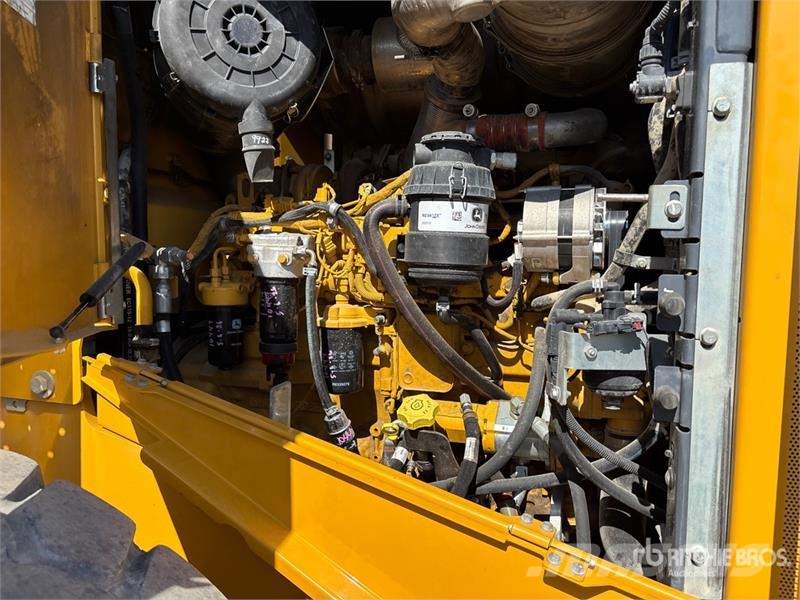 John Deere 644 P-Tier Kolesni nakladalci