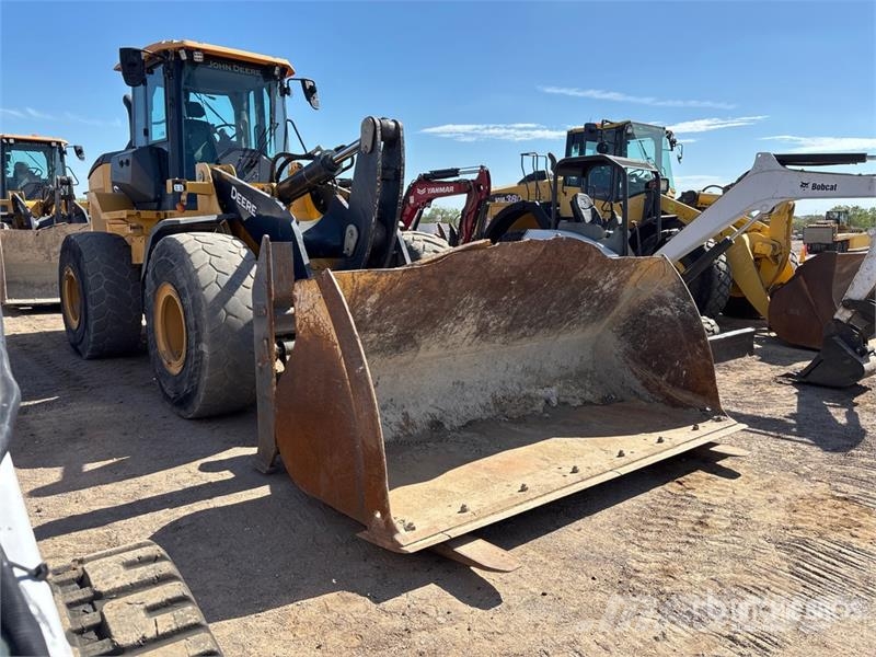 John Deere 644 P-Tier Kolesni nakladalci
