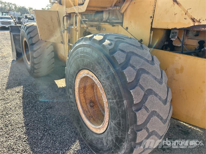 John Deere 644G Wheel loaders