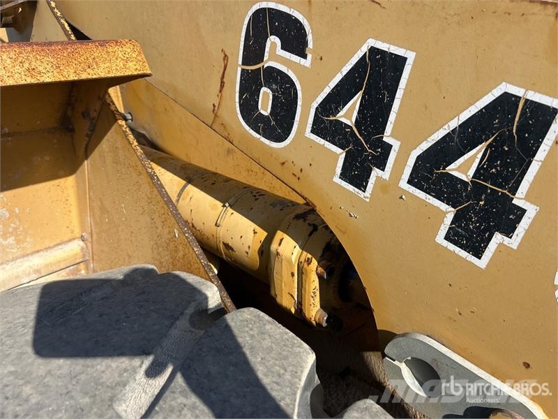 John Deere 644G Wheel loaders