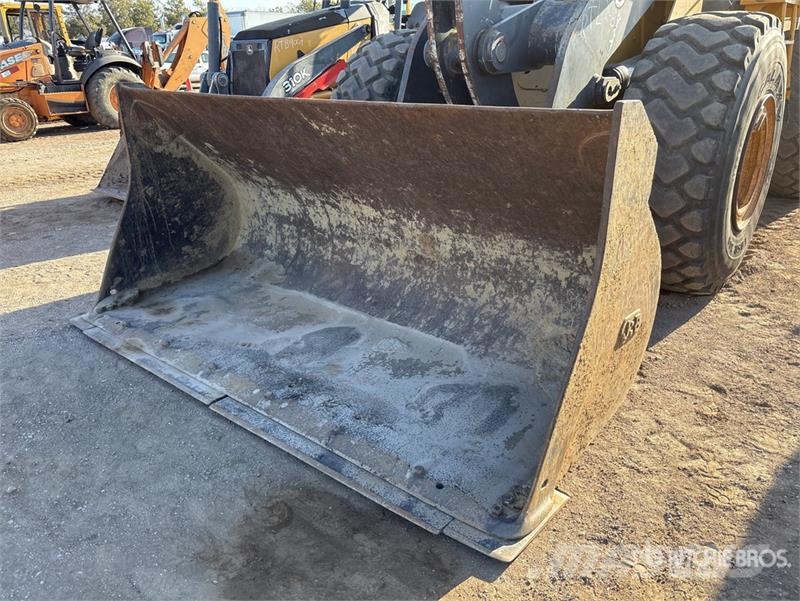 John Deere 644J Wheel loaders