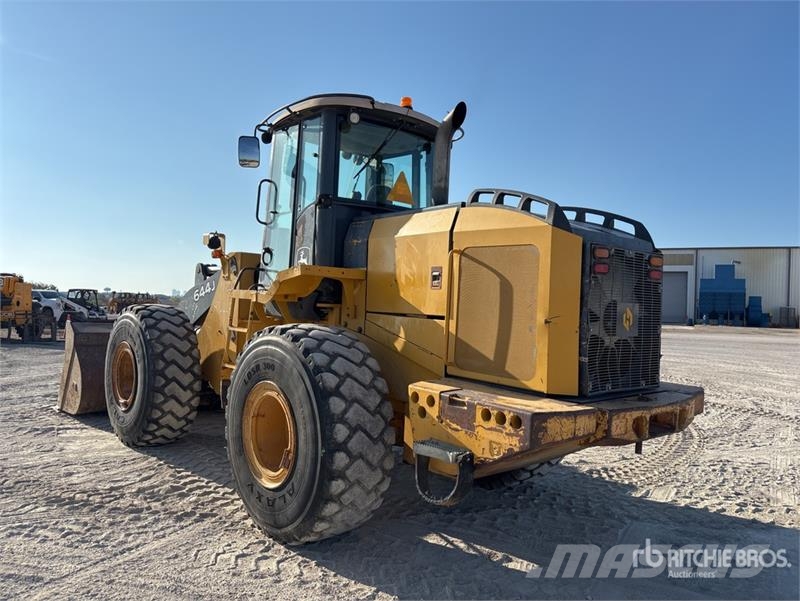 John Deere 644J Wheel loaders