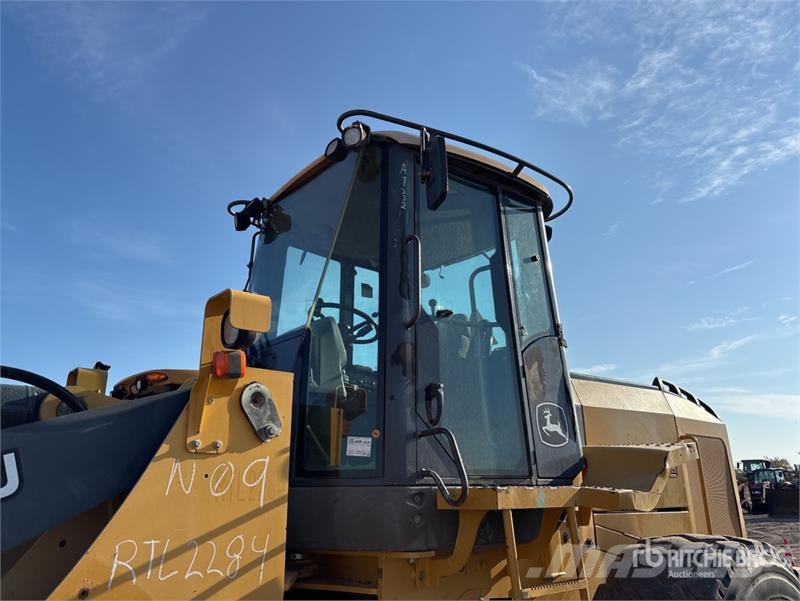 John Deere 644J Wheel loaders