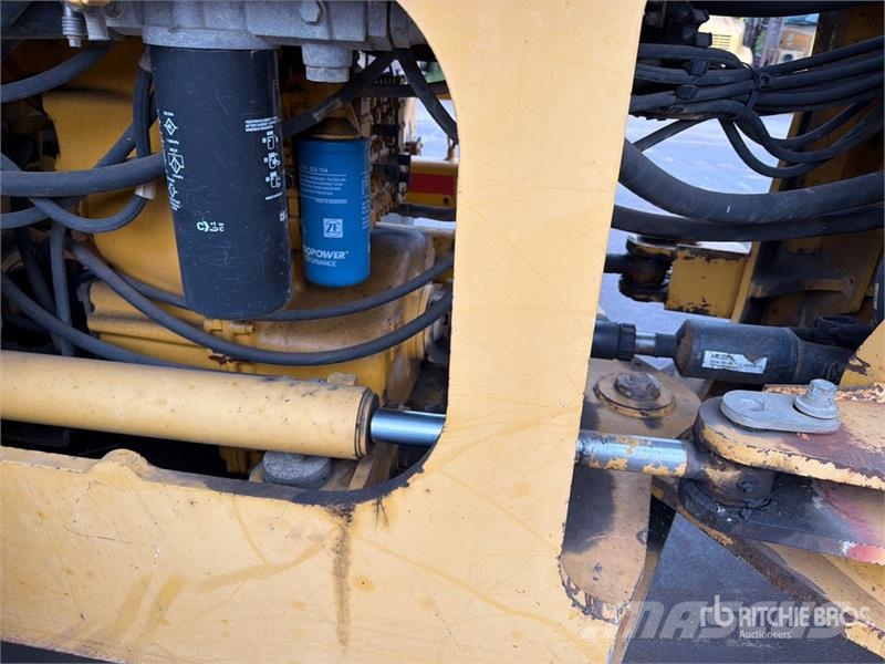 John Deere 644J 휠로우더