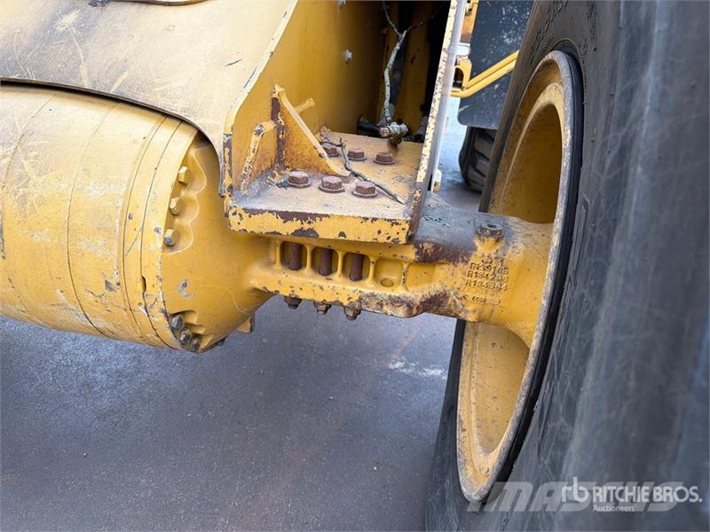 John Deere 644J 휠로우더