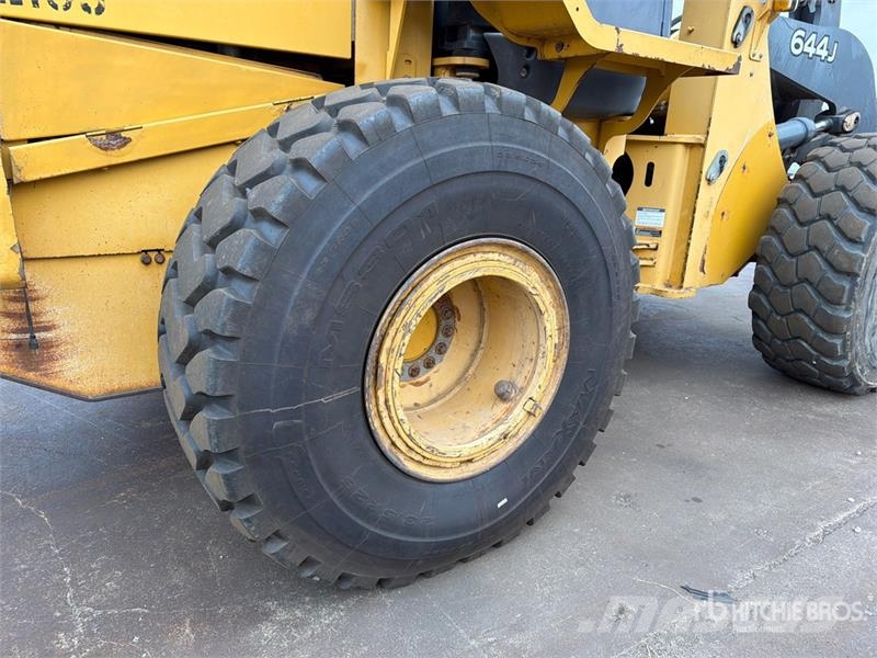 John Deere 644J 휠로우더