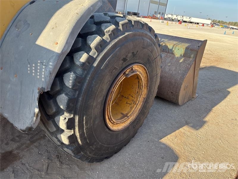 John Deere 644J Wheel loaders