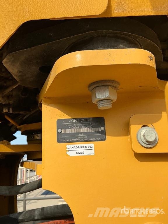 John Deere 644L Wheel Loader Фронтальні навантажувачі