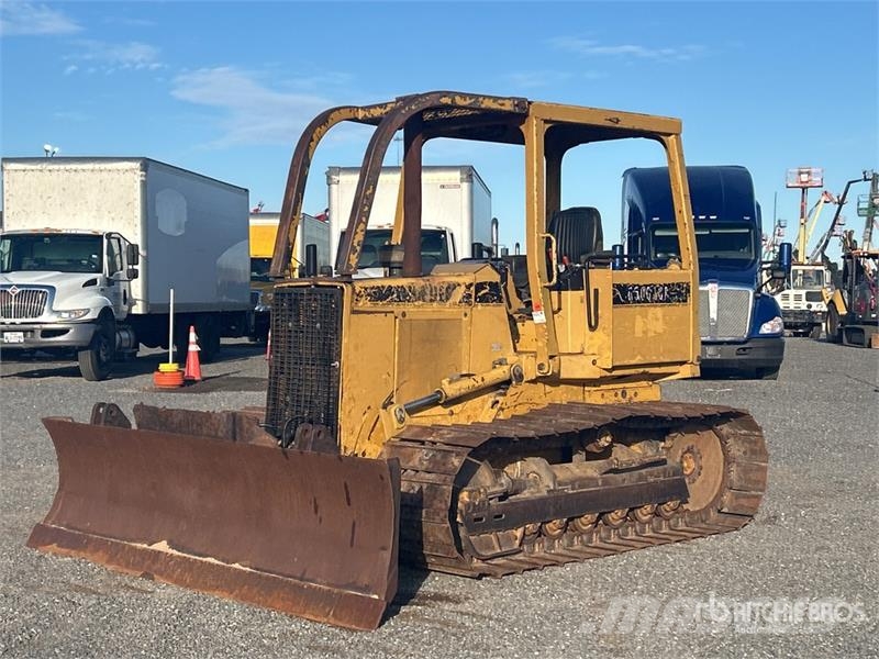 Køb brugte John Deere 650G bulldozer på larvebånd på auktion - Mascus ...