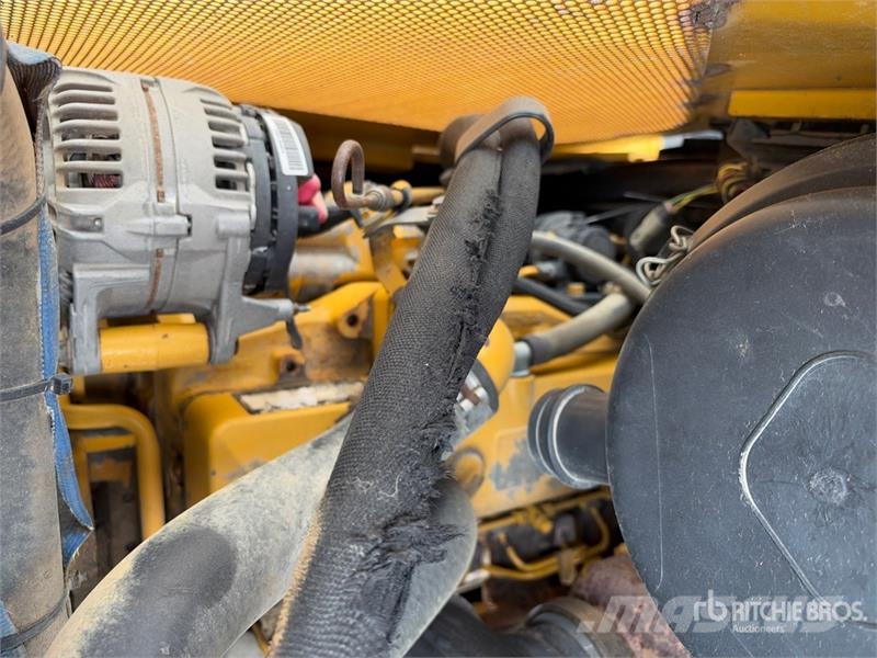 John Deere 650J Crawler Dozer Buldozere pe senile