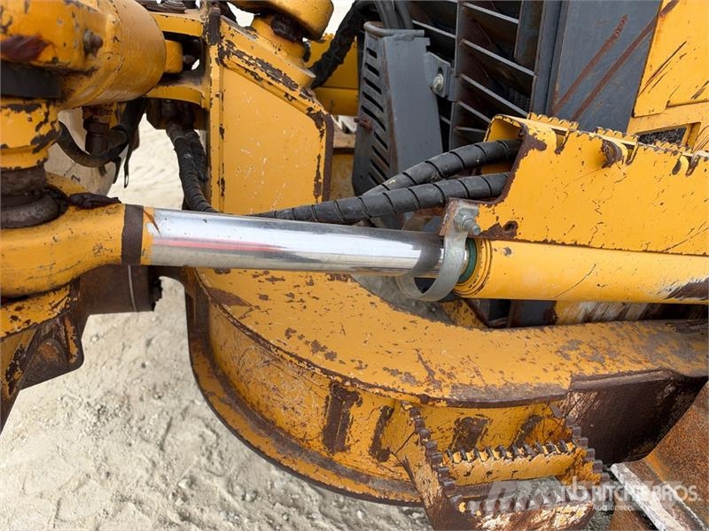 John Deere 650J Crawler Dozer Buldozere pe senile