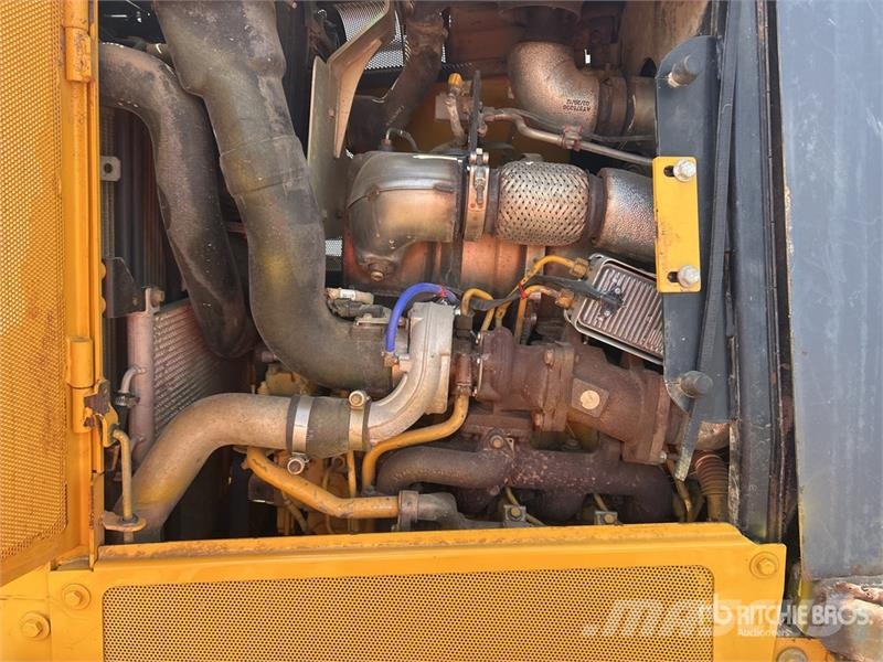 John Deere 650K LGP Crawler Dozer Pásové dozéry