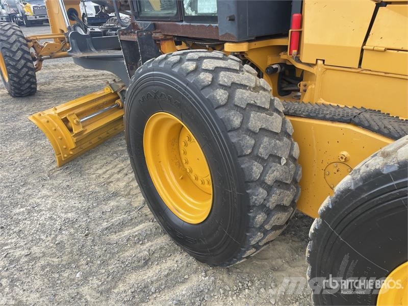 John Deere 670G Motor Grader Veihøvler