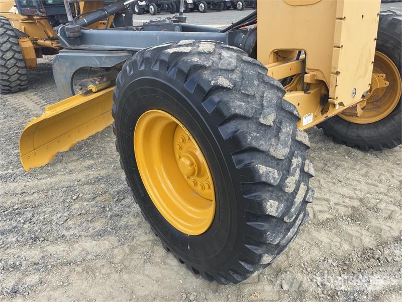 John Deere 670G Motor Grader Veihøvler