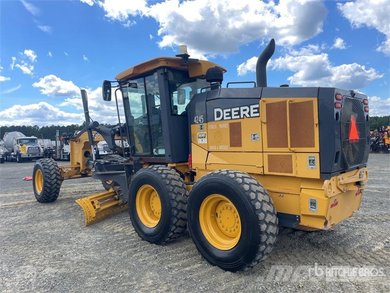 John Deere 670G Motor Grader Veihøvler