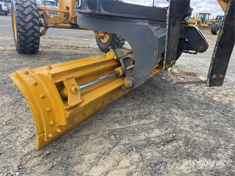 John Deere 670G Motor Grader Veihøvler