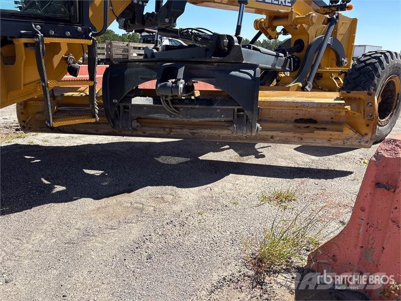 John Deere 670GP Motor Grader معدات تمهيد الطرق
