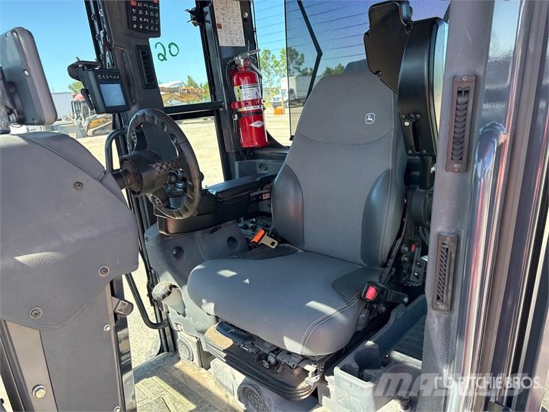 John Deere 670GP Motor Grader معدات تمهيد الطرق
