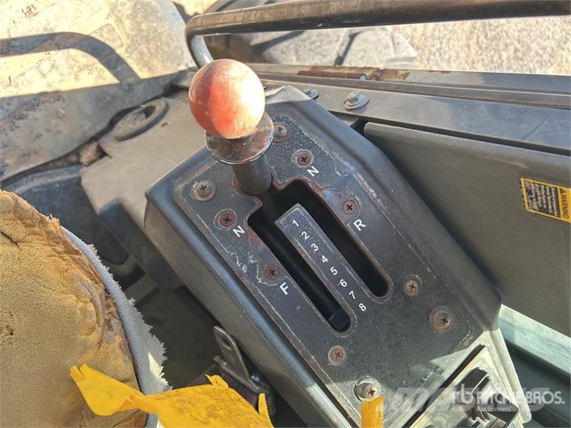 John Deere 672D Грейдери