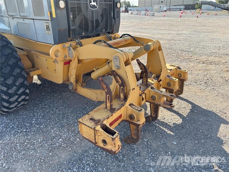 John Deere 672G AWD Motor Grader Greideriai